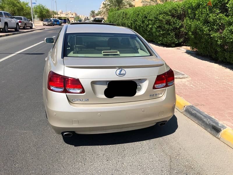 لكزس GS300 موديل 2010 بحالة الوكاله 2