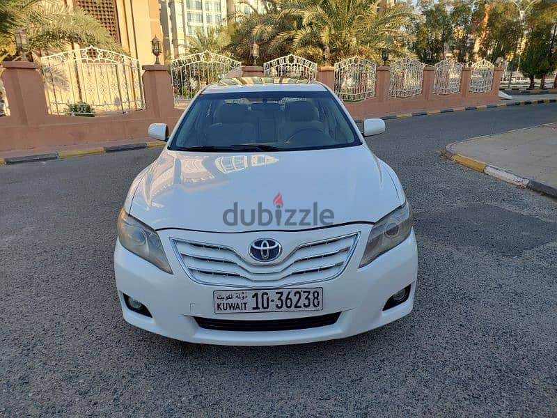 Toyota camry GLX . 2011 1