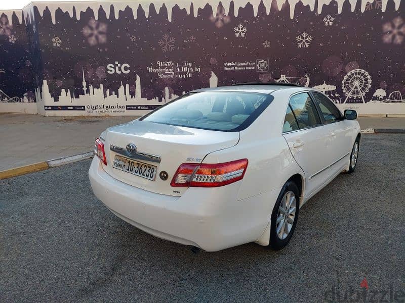 Toyota camry GLX . 2011 5