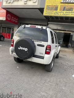 Cherokee Jeep Liberty 4\4 2005