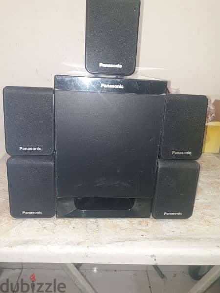 Panasonic 5 speaker 1 subwoofer 2