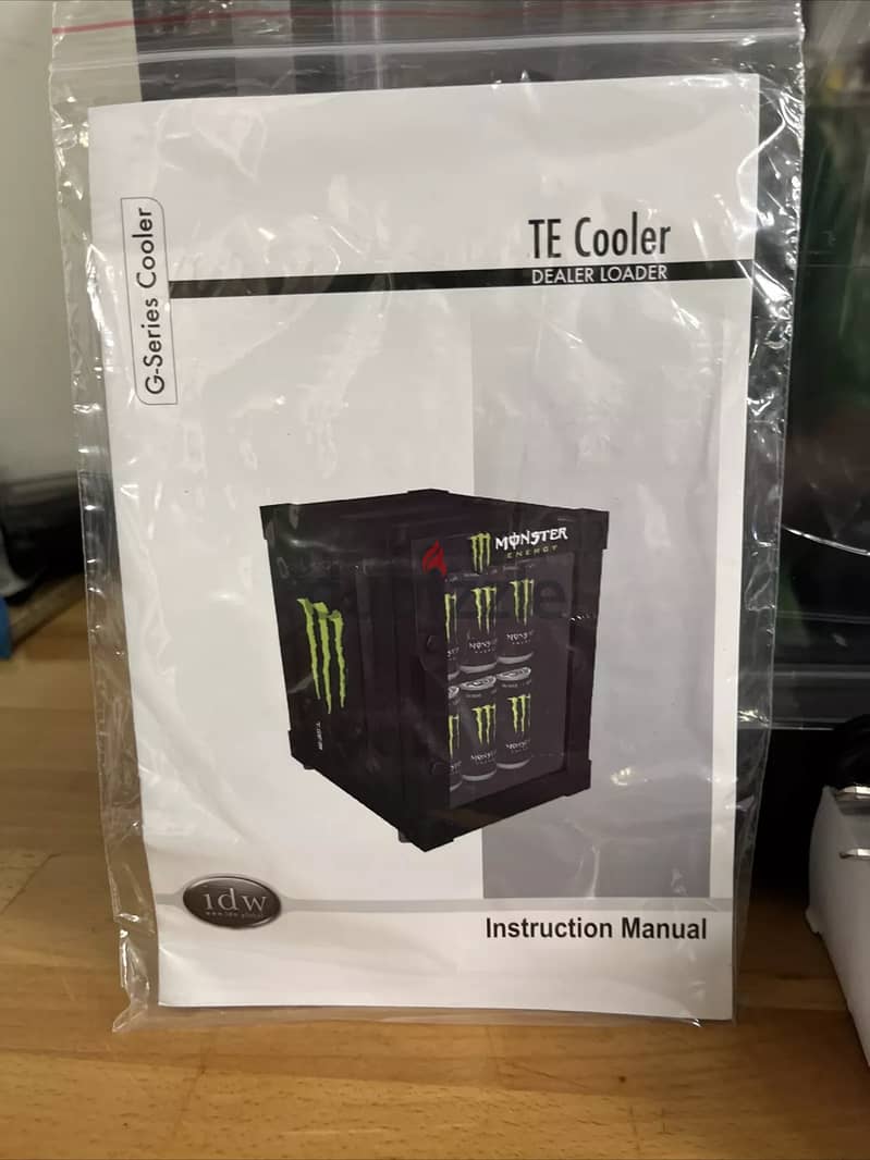 Monster Mini Fridge Cooler G-2 Series TE Cooler 18-Can Capacity - NEW 2