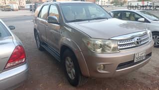 Toyota Fortuner 2011 4 Cylinder 0