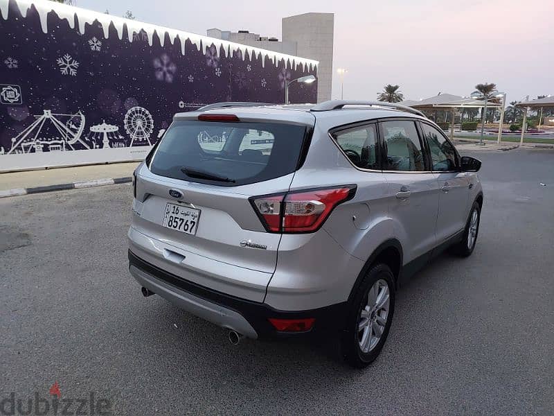 Ford Escape . 2018 5