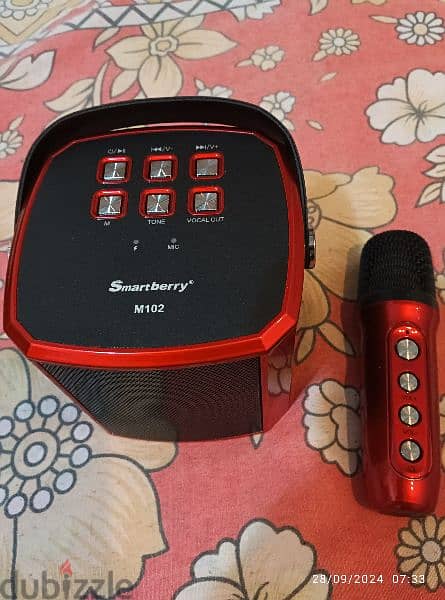 KARAOKE SPEAKER WITH MIC/microphone 2