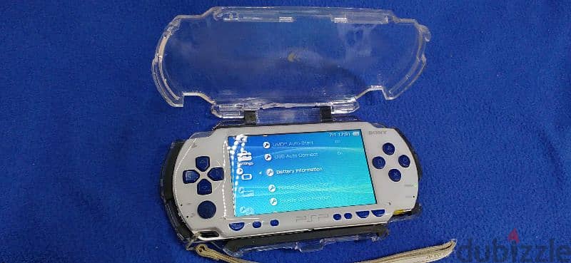 SONY PSP PHAT 8GB WHITE BLUE 1