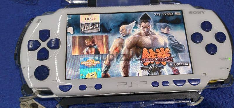 SONY PSP PHAT 8GB WHITE BLUE 3