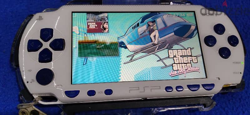 SONY PSP PHAT 8GB WHITE BLUE 9