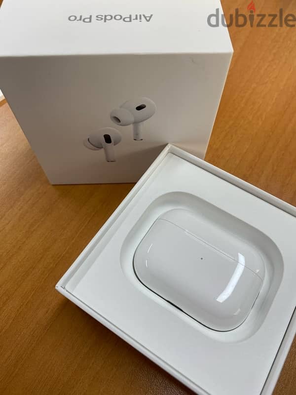 Apple AirPods Pro 2nd Generation USB C (Original) 5