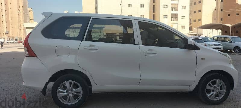 Toyota avanza 2015 3