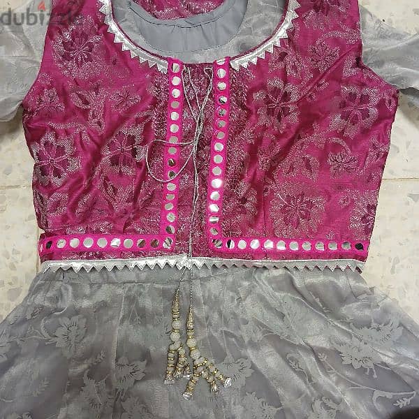 Pakistani Indian dresses for sale with DUPPATA and trouser. 3