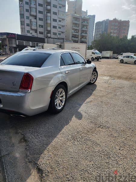 Chrysler 300M/300C 2019 8