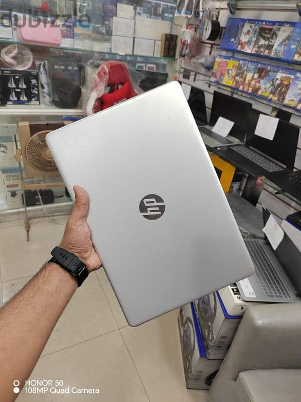 hp 15 laptop core i3 10 generation Ram 12 Hard ssd جيل عاشر حالة جديد 3