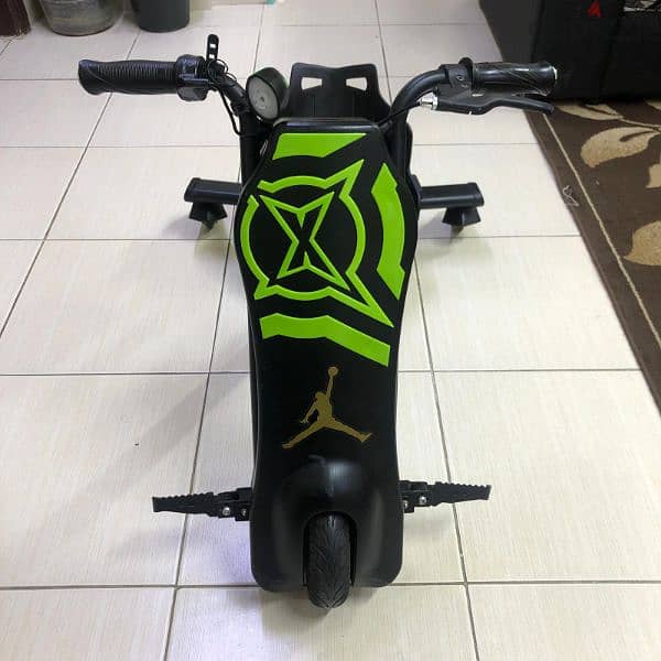 drift scooter in great condition, price 17kd only 2