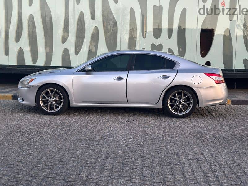 Nissan Maxima 2010 Full Option 9