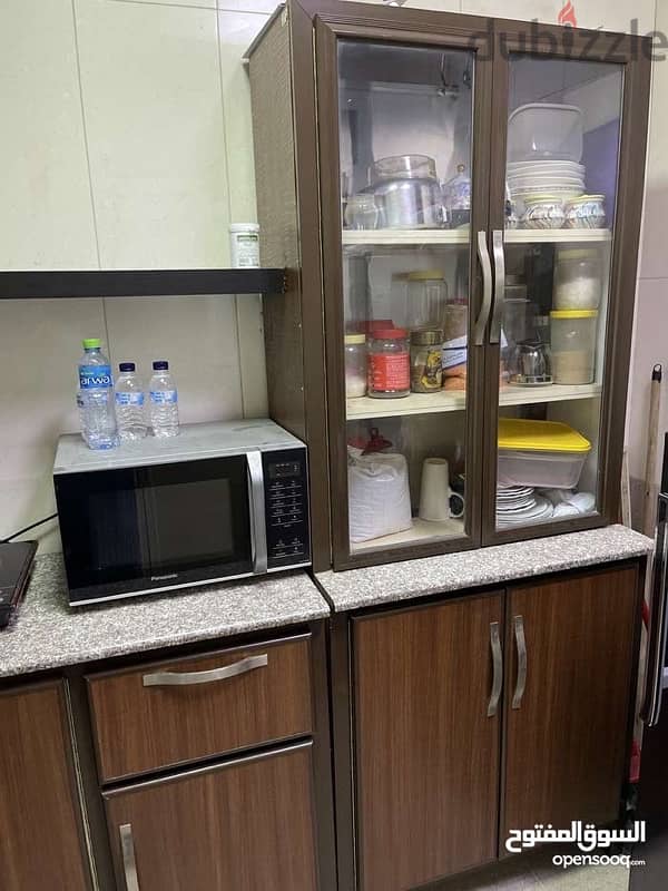 Kitchen cabinets in good condition for sale 0