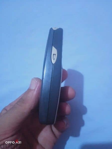 Nokia Model 3310 orginal sharger orginal battery 1