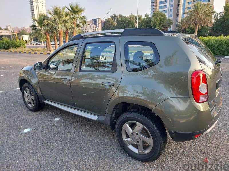 Renault Duster . 2013 5