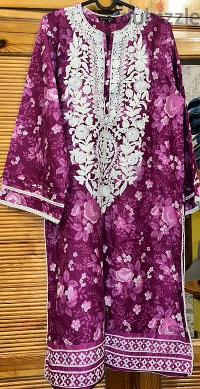 1 piece embroidered kurta