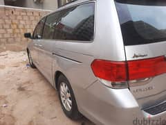 Honda Odyssey 2010 for sale (900 kwd)