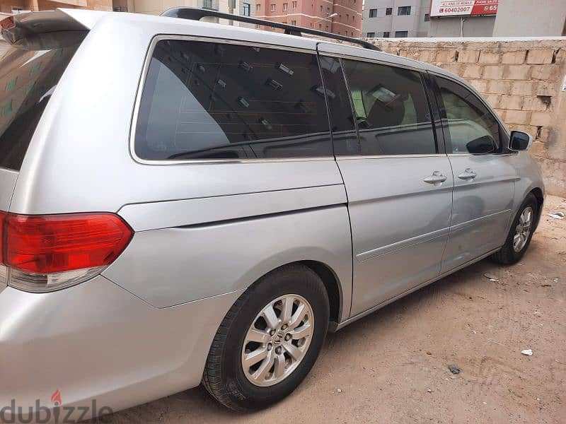 Honda Odyssey 2010 for sale (900 kwd) 2