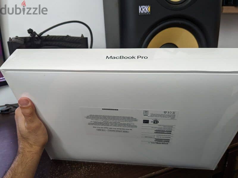 New Sealed 2021 Apple MacBook Pro 16" M1 Pro chip 1TB SSD 16GB Ram 1