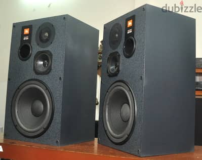 High-End Audiophile speaker JBL studio monitor 4410A