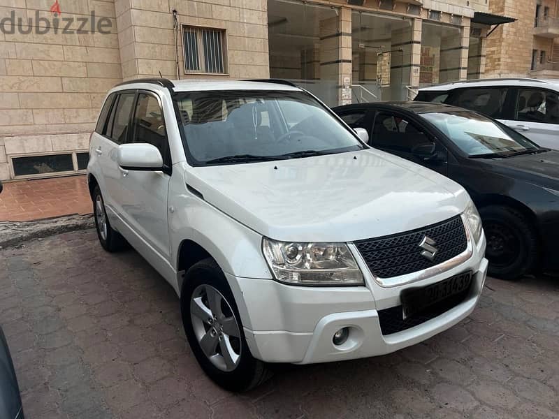 Suzuki Grand Vitara 2012 1