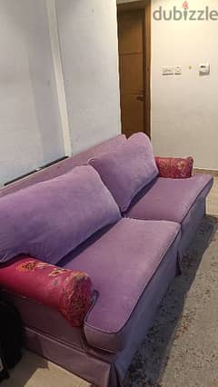 Sofa in good condition 0