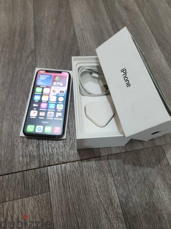 iPhone XS 256gb like new good condition 3