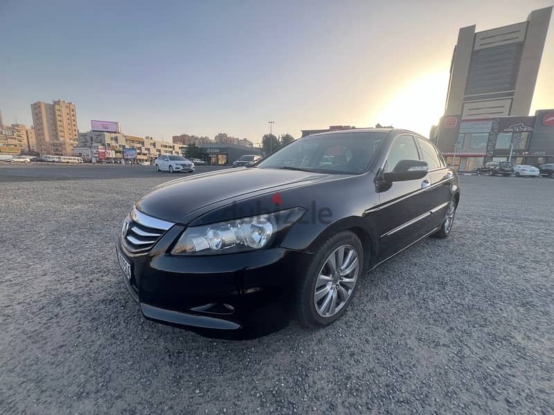 Honda Accord 2012 1