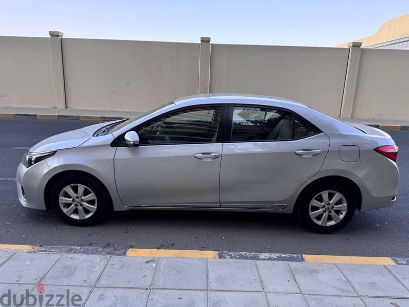 Toyota Corolla 2015 original paint (2.0 engine ) 6