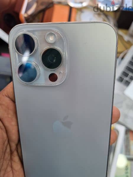 iPhone 15pro max 256gb BH100%84 cycle only  9monthe have  warranty 6