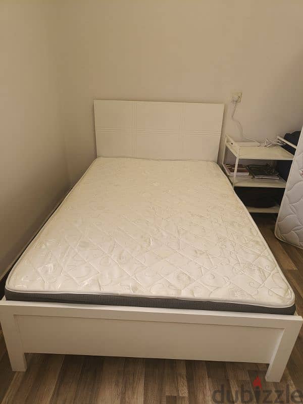 Good bed with Mattress 2