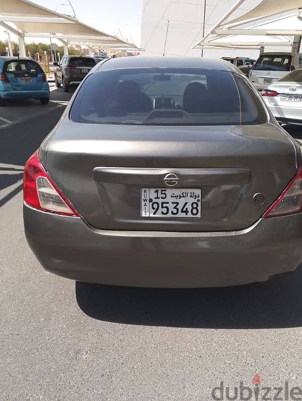 Nissan Sunny 2013 1