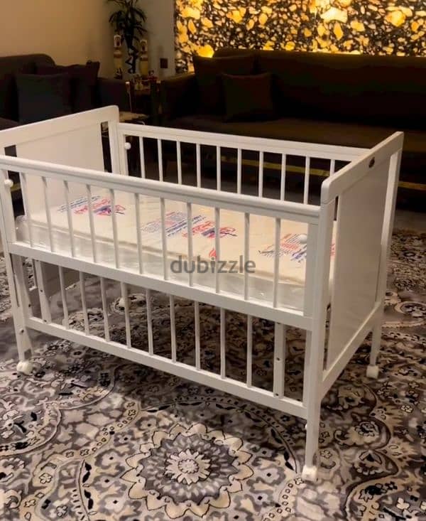 Baby Crib for Sale 0