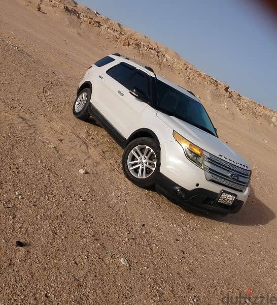 Ford Explorer 2013 4