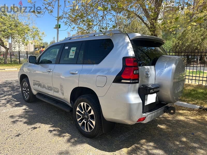 TOYOTA PRADO 2022 V6 FULL OPTION SUNROOF 4