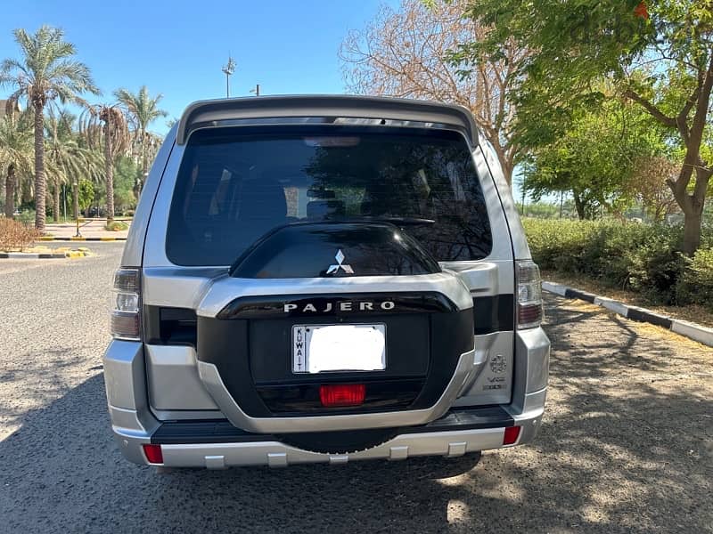 MITSUBISHI PAJERO 2020 V6 GLS 2