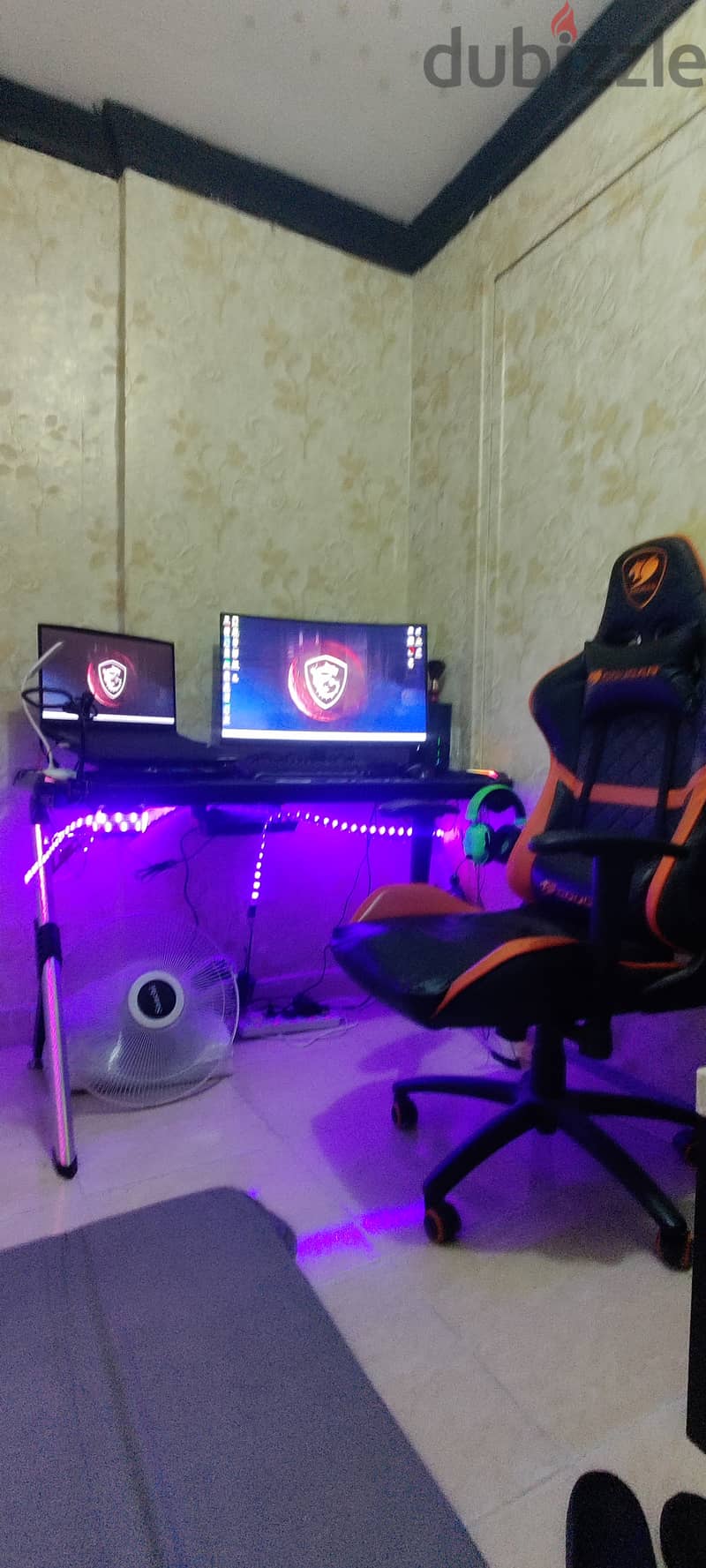 SELLING My Gaming Table (RGB) & Gaming Chair Cougar 3