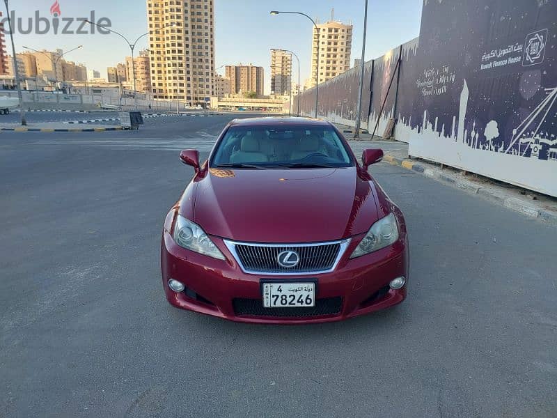 Lexus IS300c . 2010 2