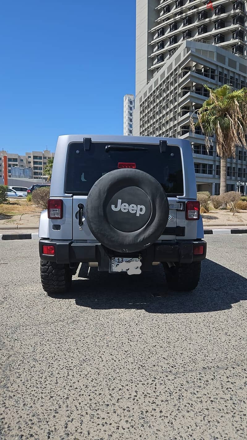 Jeep Wrangler 2015 Sahara 9