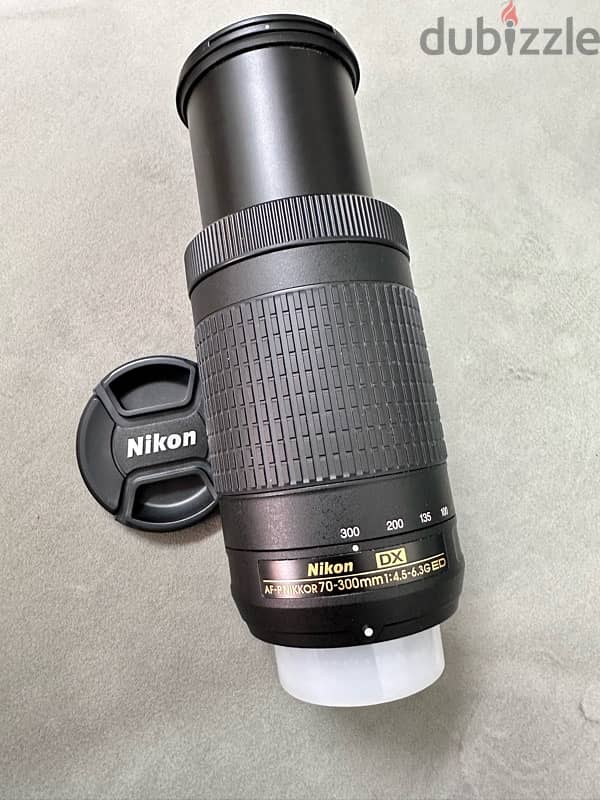 Nikon zoom lens 70-300mm 1