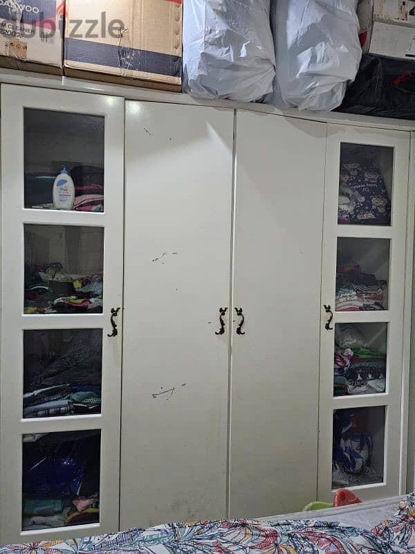 cupboard 1