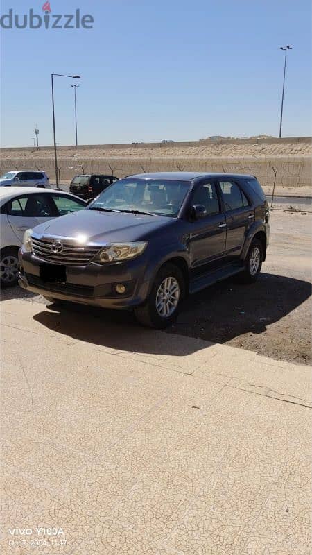 Toyota Fortuner 2012 0