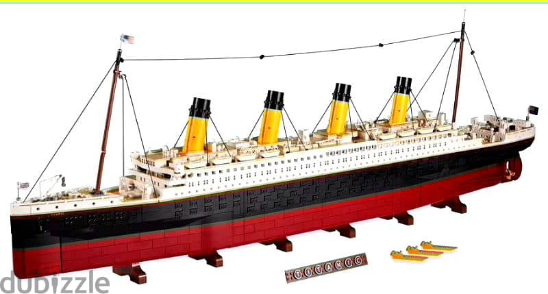 Lego Titanic 9090pcs Brand New 2