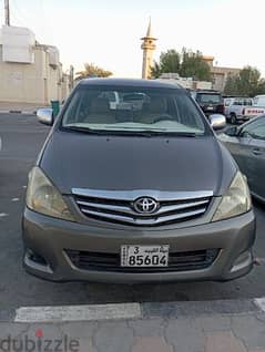 Toyota Innova 2011 0