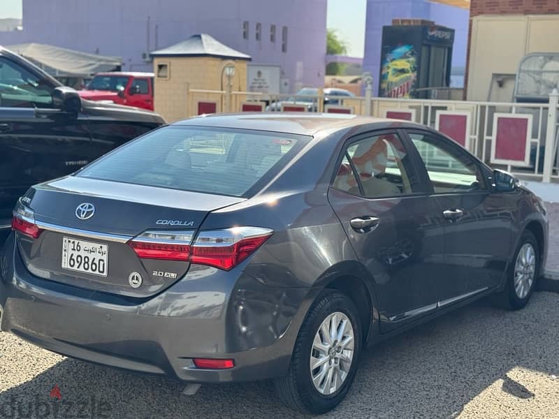 Toyota Corolla 2019 2.0 L, 67000 kilometres alsayer service 3