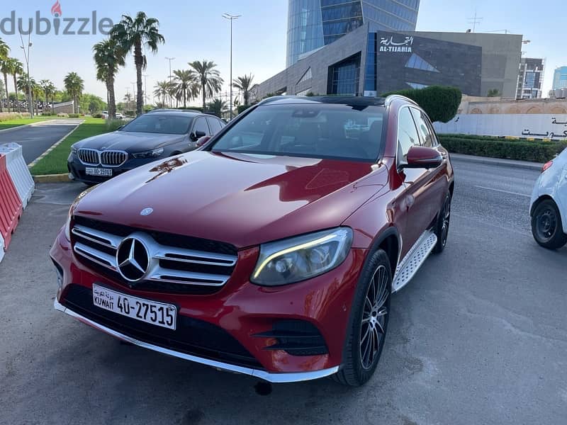 Mercedes-Benz GLC 300e 2017 1