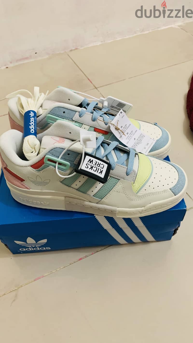 Adidas forum exhibit low 6